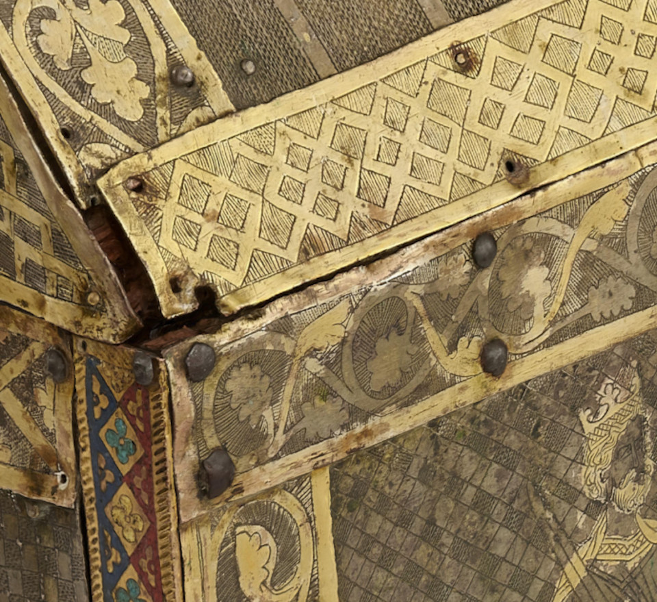 Restauration en cours du second reliquaire du Trésor de l'Abbaye de Saint Maurice