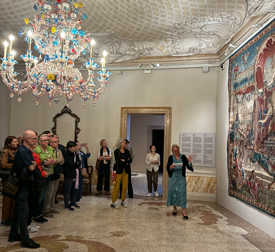 Opera in studio: presentation of a tapestry from the Foundation in Venice